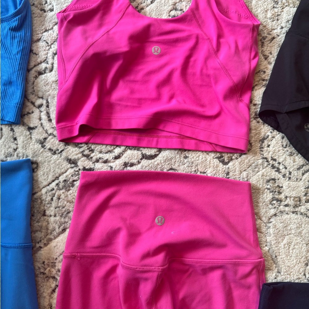 Lululemon | Fabletics | CALIO - Picture 3 of 6